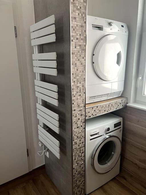 Moderne, Stilvolle Ferienwohnung In Eich Eich  Esterno foto